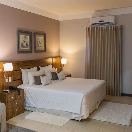 Jr Hotel Marília エクステリア 写真