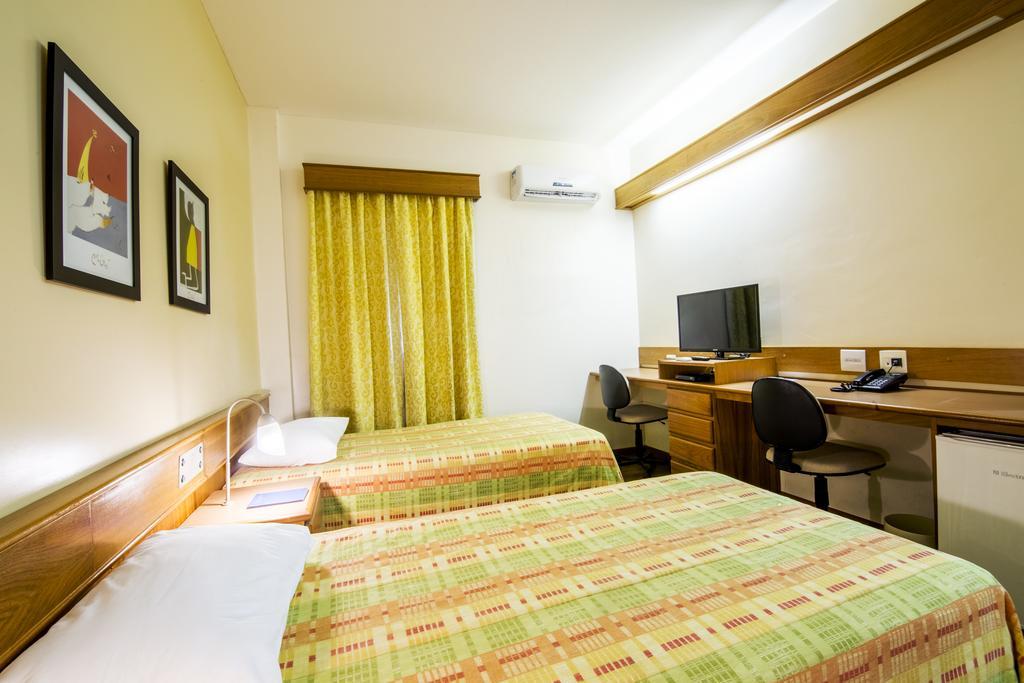 Jr Hotel Marília 部屋 写真