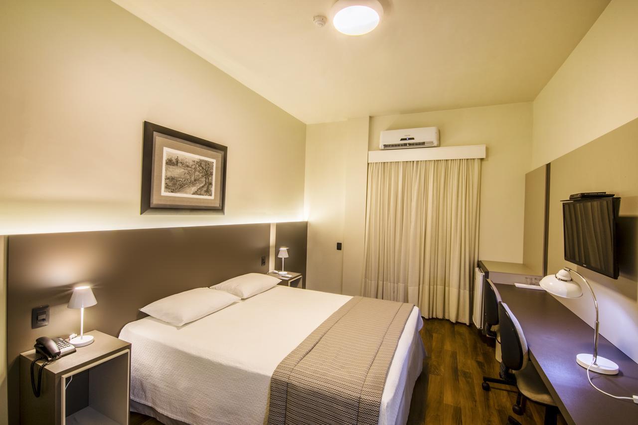 Jr Hotel Marília エクステリア 写真